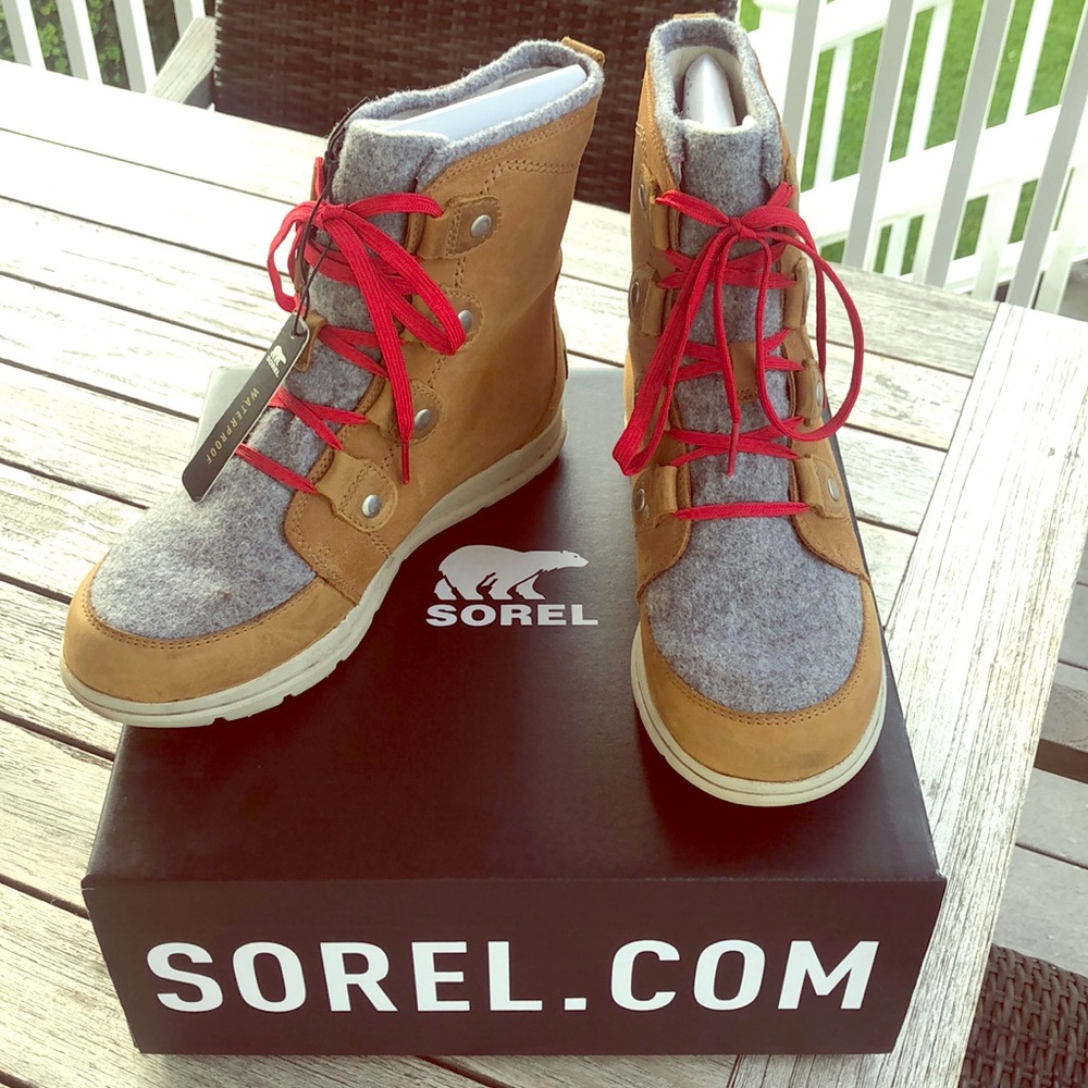 Sorel Explorer Joan Boots